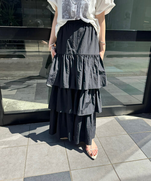 mystic(ミスティック)の「ティアードスカート(スカート・レディース・オフホワイト/ブラック・1/2)」の15枚目の写真