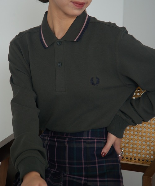FRED PERRY(フレッドペリー)の「【FRED PERRY】Ls Twin Tipped Polo Shirt フレッドペリー ティップライン長袖ポロシャツ ワンポイントロゴ刺繍 M3636(ポロシャツ・レディース・ブラック/アイボリー/ダークグリーン/ブラック系その他4/ネイビー/カーキ/ネイビー系2/バーガンディー/ブラウン/ネイビー系3/オリーブ/ネイビー系4/カーキ系2/ブラウン系その他2・XS/S/M/L/XL)」の7枚目の写真