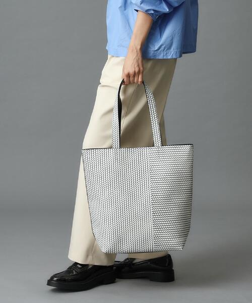 HIROKO HAYASHI（ヒロコハヤシ）の「CARTINA(カルティーナ)トート