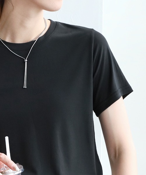 reca（レカ）の「ストレッチソフト無地Ｔシャツ（Tシャツ/カットソー・レディース・ホワイト/ブラック/カーキ・FREE）」の6枚目の写真