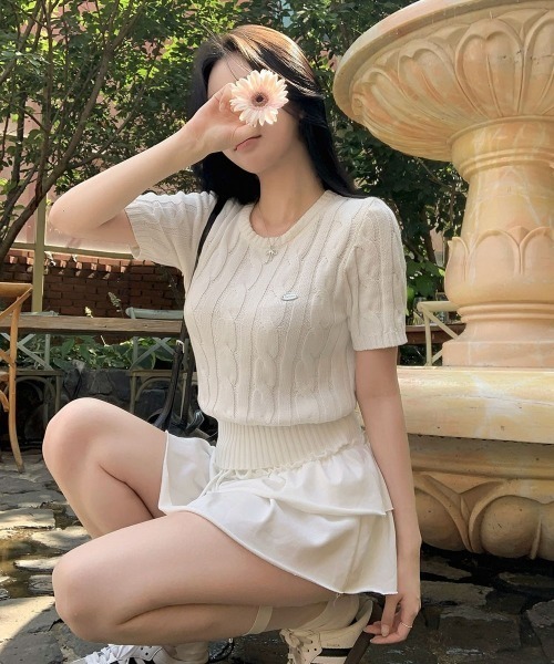 BEIDELLI（ベイデリー）の「[BELLIDE MADE] ホーリンケーブルクロップラウンド半袖ニット（ニット/セーター・レディース・ホワイト/ネイビー/グレー/ブラック/ピンク・FREE）」の2枚目の写真