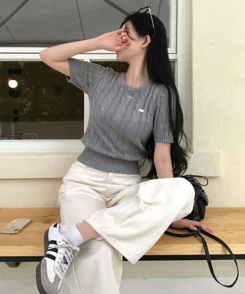BEIDELLI（ベイデリー）の「[BELLIDE MADE] ホーリンケーブルクロップラウンド半袖ニット（ニット/セーター・レディース・ホワイト/ネイビー/グレー/ブラック/ピンク・FREE）」の18枚目の写真