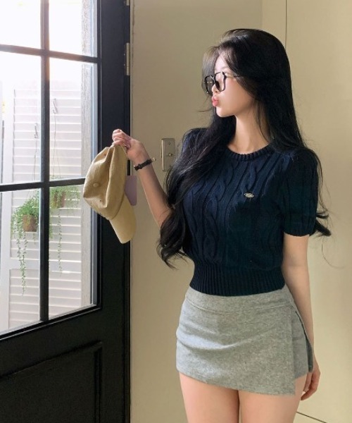 BEIDELLI（ベイデリー）の「[BELLIDE MADE] ホーリンケーブルクロップラウンド半袖ニット（ニット/セーター・レディース・ホワイト/ネイビー/グレー/ブラック/ピンク・FREE）」の6枚目の写真
