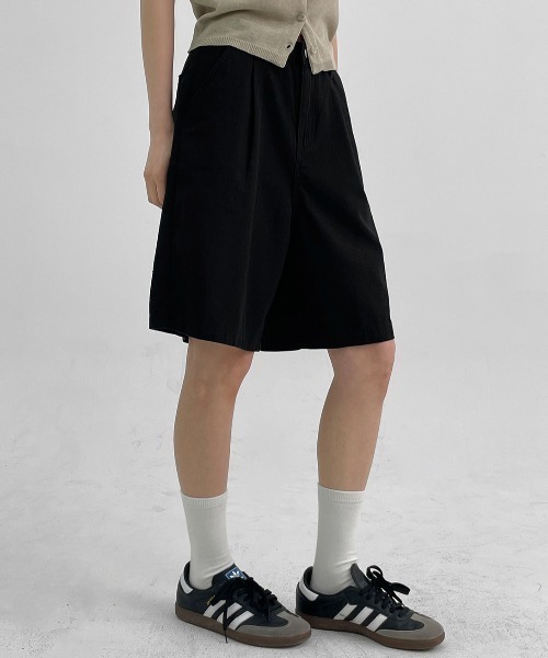 BLACKUP（ブラックアップ）の「[MADE]  ミユリネンライクハーフパンツ（その他パンツ・レディース・ブラック/チャコール/グレイッシュベージュ・SMALL/MEDIUM）」の2枚目の写真