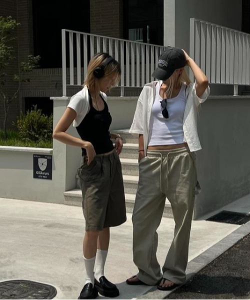 BLACKUP（ブラックアップ）の「[MADE]  ミユリネンライクハーフパンツ（その他パンツ・レディース・ブラック/チャコール/グレイッシュベージュ・SMALL/MEDIUM）」の5枚目の写真
