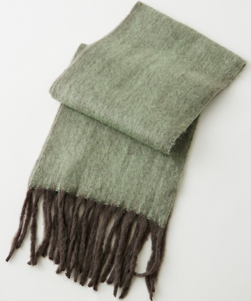 INED CLARO（イネドクラロ）の「ヘアリーカラーマフラー（マフラー・レディース・グリーン/ブラウン・フリー）」の2枚目の写真