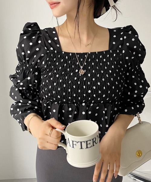 Ada.(エイダ)の「スクエアネック ドット クロップド マムルークスリーブ トップス(シャツ/ブラウス・レディース・ホワイト/ブラック・FREE)」の11枚目の写真