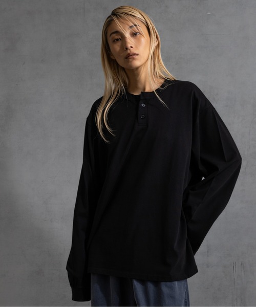 paradigm（パラダイム）の「【paradigm】ガス焼き天竺ヘンリーネックT（Tシャツ/カットソー・メンズ・ブラック/チャコールグレー/ホワイト・MEDIUM/LARGE/X-LARGE）」の2枚目の写真