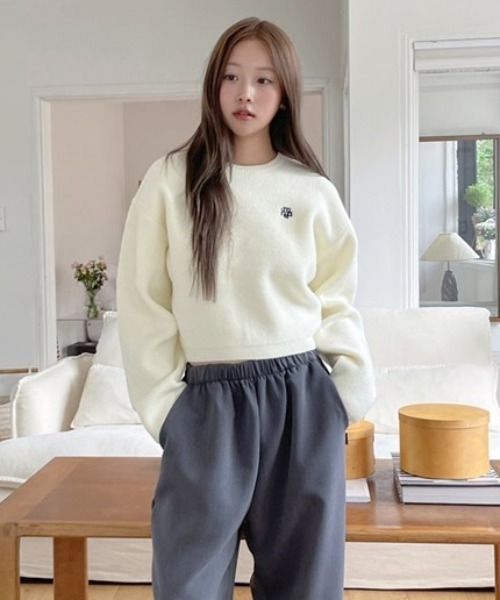 muahmuah(ムーアムーア)の「A'GEM/9 × .kom 『muah muah/ムーアムーア』 STITCH LOGO ROUND KNIT/ステッチロゴラウンドニット(ニット/セーター・レディース・ブラック/チャコールグレー/アイボリー/ピンク・FREE)」の9枚目の写真