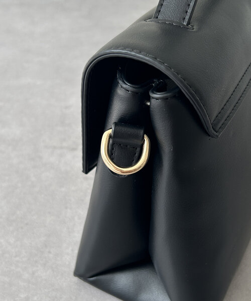 Thevon(ゼボン)の「GLDバックル合皮ショルダー(ショルダーバッグ・レディース・ブラック/グレイッシュベージュ/ブラウン・FREE)」の19枚目の写真