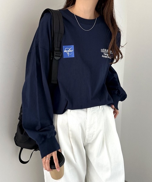 ANME(アンメ)の「ERAReactエンブロイダリーロゴ長袖Tシャツ(Tシャツ/カットソー・レディース・ネイビー/オートミール/チャコールグレー/オフホワイト・M/L)」の4枚目の写真