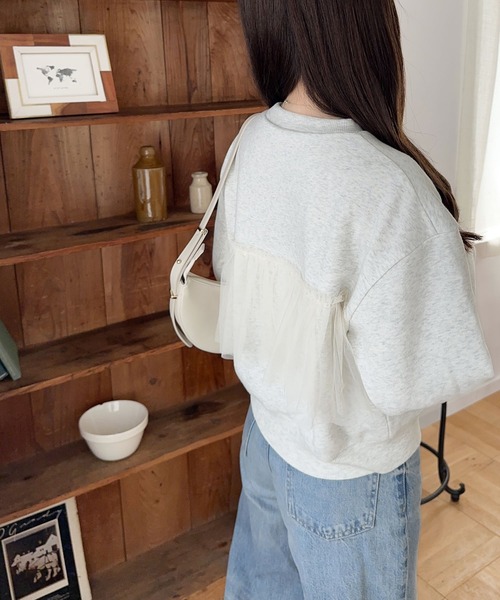 mily bilet(ミウィビレット)の「【mily bilet】おしゃれと快適さを同時に叶える。チュール切り替え箔プリント裏起毛スウェット(スウェット・レディース・チャコールグレー/アイボリー/オートミール・X-LARGE/SMALL/MEDIUM/LARGE)」の8枚目の写真