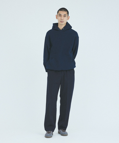 Champion(チャンピオン)の「CHAMPION / チャンピオン 別注 SOLID SWEAT HOODIE(パーカー・メンズ・ブラック系その他/ネイビー/チャコールグレー・X-LARGE/LARGE/MEDIUM)」の17枚目の写真