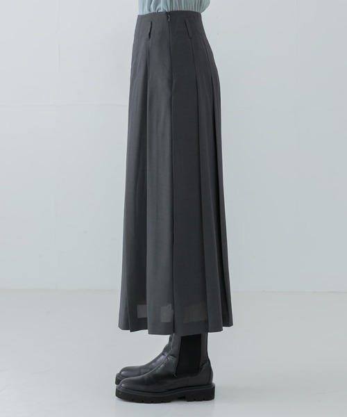 URBAN RESEARCH（アーバンリサーチ）の「梳毛ライクプリーツスカート（スカート・レディース・グレー/チャコールグレー・36/38）」の15枚目の写真