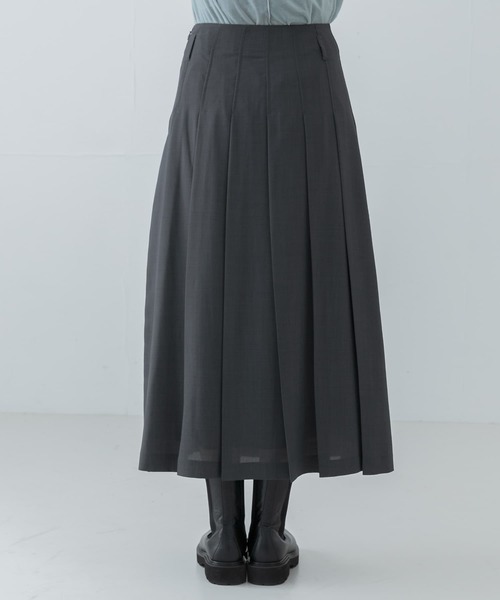 URBAN RESEARCH（アーバンリサーチ）の「梳毛ライクプリーツスカート（スカート・レディース・グレー/チャコールグレー・36/38）」の16枚目の写真