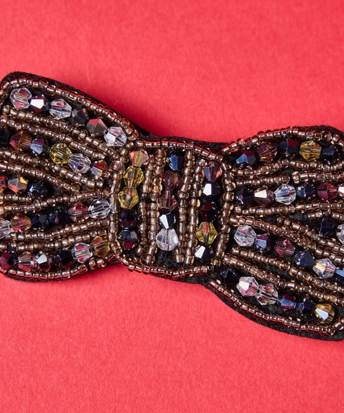 manana suerte（マニャーナスエルテ）の「ビーズ刺繍リボンブローチ（ブローチ/コサージュ・レディース・ブラック/その他・FREE）」の6枚目の写真