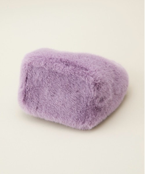 LE VERNIS(ル・ベルニ)の「LE VERNIS(ル・ベルニ)Fake fur micro bag(ハンドバッグ・レディース・ライトベージュ/パープル/オレンジ/ブラウン/グリーン/ピンク・FREE)」の10枚目の写真