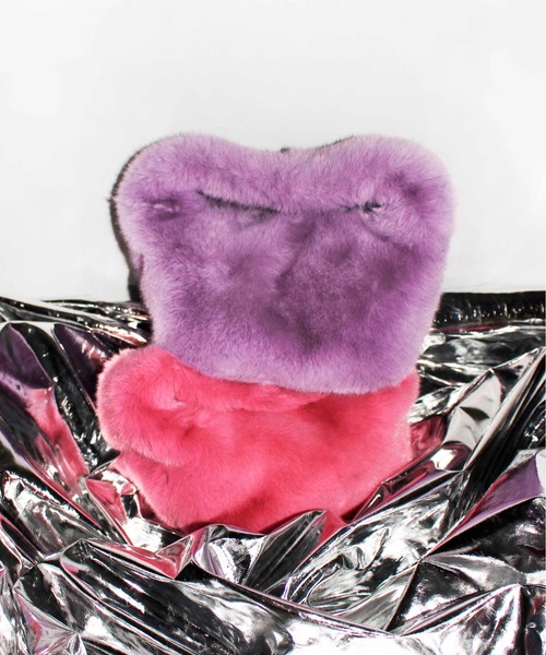 LE VERNIS(ル・ベルニ)の「LE VERNIS(ル・ベルニ)Fake fur micro bag(ハンドバッグ・レディース・ライトベージュ/パープル/オレンジ/ブラウン/グリーン/ピンク・FREE)」の21枚目の写真