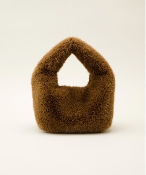 LE VERNIS(ル・ベルニ)の「LE VERNIS(ル・ベルニ)Fake fur micro bag(ハンドバッグ・レディース・ライトベージュ/パープル/オレンジ/ブラウン/グリーン/ピンク・FREE)」の13枚目の写真