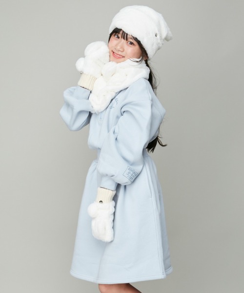 JENNI belle(ジェニィベル)の「【WEB限定】【あったか】裏起毛ハーフZIPワンピ(ワンピース・キッズ・サックスブルー/ブラック・130cm/140cm/150cm/120cm)」の2枚目の写真