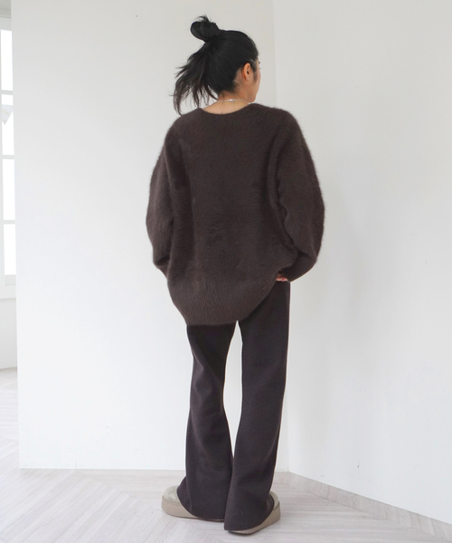 AP STUDIO(エーピーストゥディオ)の「フォックスカシミヤVネックプルオーバー(ニット/セーター・レディース・ブラウン/ブラック・FREE)」の6枚目の写真