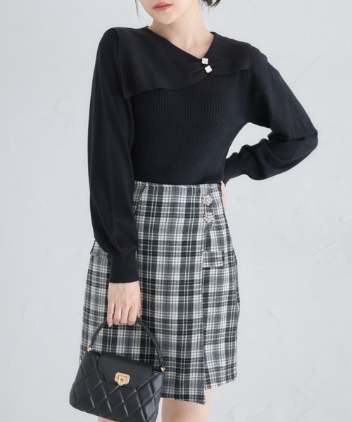 tocco closet(トッコ クローゼット)の「インナーパンツ付きビジュー装飾チェックラップスカート(スカート・レディース・ブラック/ブラウン・M)」の7枚目の写真