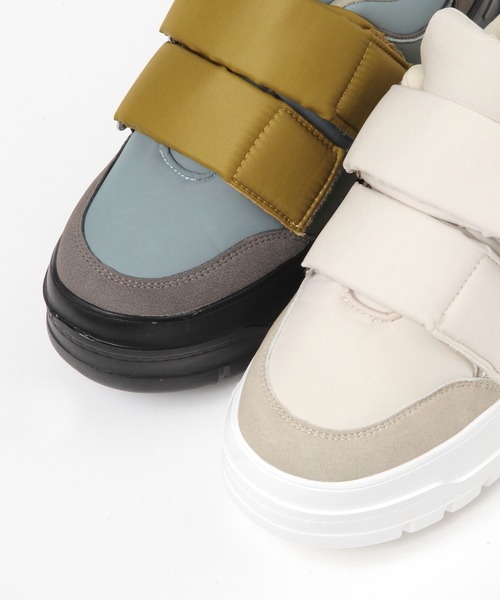 niko and...（ニコアンド）の「オリジナルパフィーベルトスニーカー（スニーカー・レディース・その他1/ブラック/アイボリー・LARGE/MEDIUM）」の12枚目の写真