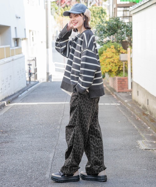 niko and...（ニコアンド）の「オリジナルパフィーベルトスニーカー（スニーカー・レディース・その他1/ブラック/アイボリー・LARGE/MEDIUM）」の21枚目の写真