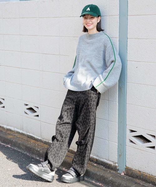 niko and...（ニコアンド）の「オリジナルパフィーベルトスニーカー（スニーカー・レディース・その他1/ブラック/アイボリー・LARGE/MEDIUM）」の19枚目の写真