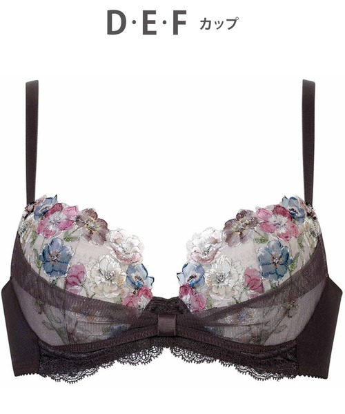 「リボンブラ 胸もとフィットながもち」（ブラジャー）｜WACOAL（ワコール）