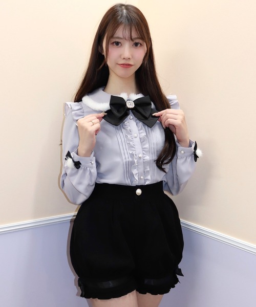 Secret Honey(シークレットハニー)の「ファートリミングブラウス(シャツ/ブラウス・レディース・ブラック/グレー・MEDIUM)」の4枚目の写真