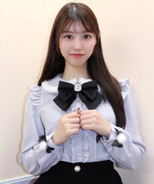 Secret Honey(シークレットハニー)の「ファートリミングブラウス(シャツ/ブラウス・レディース・ブラック/グレー・MEDIUM)」の3枚目の写真