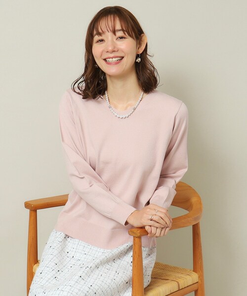 ITS'DEMO（イッツデモ）の「◆【通勤／薄手／手洗い可】ラメVネック天竺ニット（ニット/セーター・レディース・ブルー系その他/ピンク/オフホワイト/ライトグレー/ブラック・00）」の16枚目の写真