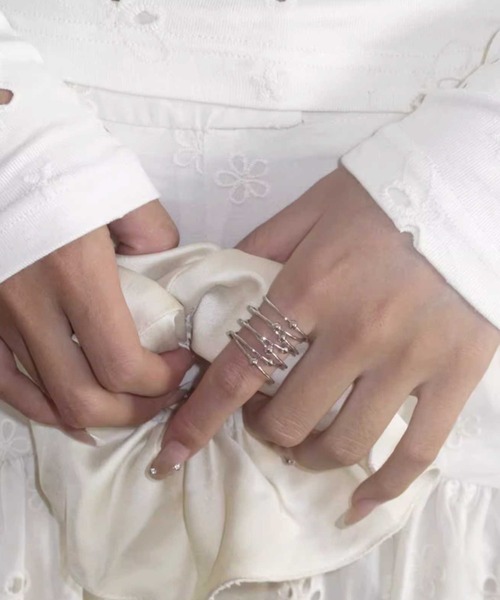 Vipoa（ヴィポア）の「pearl nuance ring（リング・レディース・シルバー・FREE）」の2枚目の写真