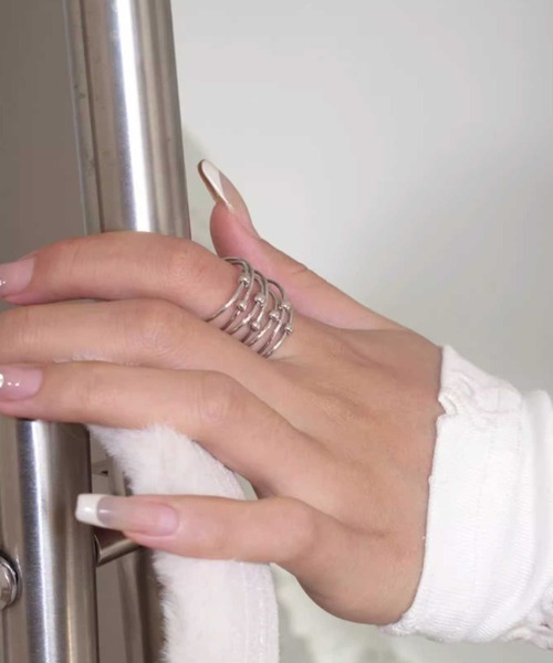 Vipoa（ヴィポア）の「pearl nuance ring（リング・レディース・シルバー・FREE）」の3枚目の写真