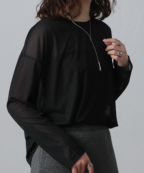 COLONY 2139(コロニートゥーワンスリーナイン)の「シアー長袖Tシャツ(Tシャツ/カットソー・レディース・ホワイト/ベージュ/ブラック/グレイッシュベージュ・FREE)」の2枚目の写真