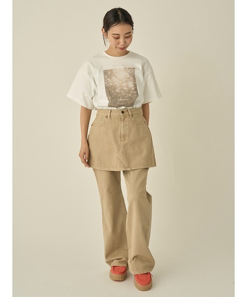 emmi（エミ）の「スカートレイヤードセミフレアパンツ（その他パンツ・レディース・ベージュ/インディゴブルー・0/1）」の6枚目の写真