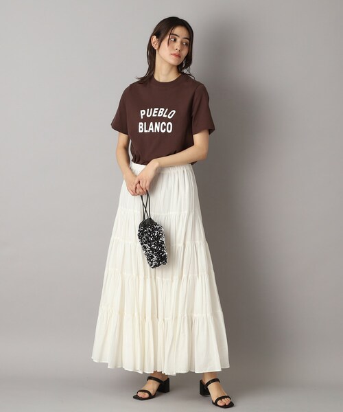 DRESSTERIOR（ドレステリア）の「【大人百花春号掲載 モデル美香さん着用】洗える/コットンボイルティアードスカート（スカート・レディース・スミクロ/ブルー系その他/オフホワイト・34/36/38/40）」の13枚目の写真