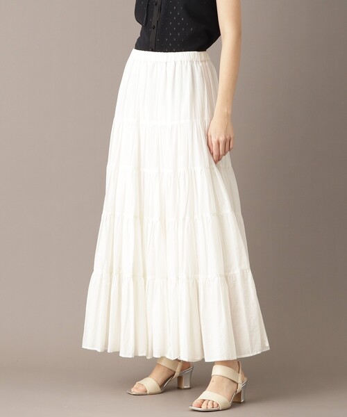 DRESSTERIOR（ドレステリア）の「【大人百花春号掲載 モデル美香さん着用】洗える/コットンボイルティアードスカート（スカート・レディース・スミクロ/ブルー系その他/オフホワイト・34/36/38/40）」の14枚目の写真