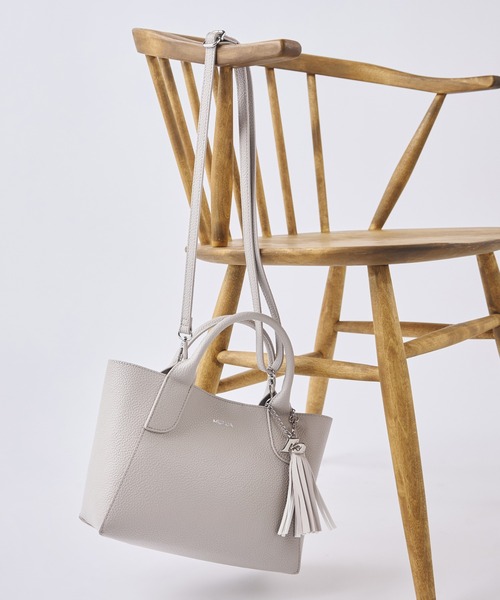 MURUA（ムルーア）の「MURUA(ムルーア) 2WAYハンドバッグ MR-B1325 タッセル（ハンドバッグ・レディース・ブラック/ライトグレー/ネイビー・FREE）」の21枚目の写真