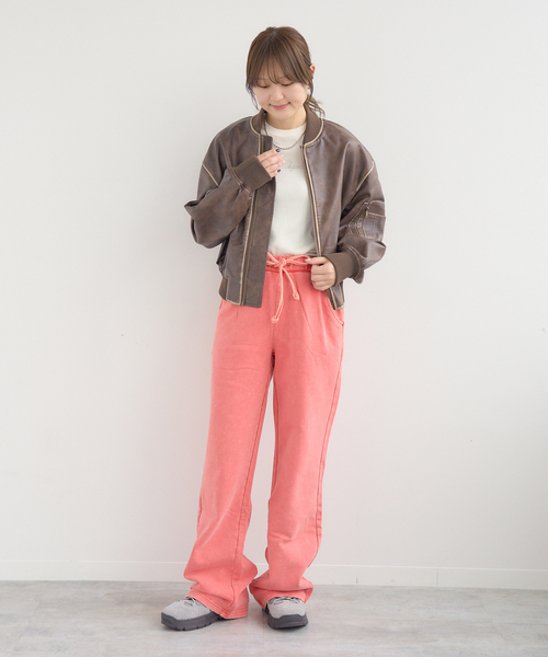JOINT WORKS(ジョイントワークス)の「GUESS/ゲス GO RHINESTONE LONG SLEEVE TOP(Tシャツ/カットソー・レディース・ホワイト/ボルドー/ブラック・MEDIUM)」の5枚目の写真