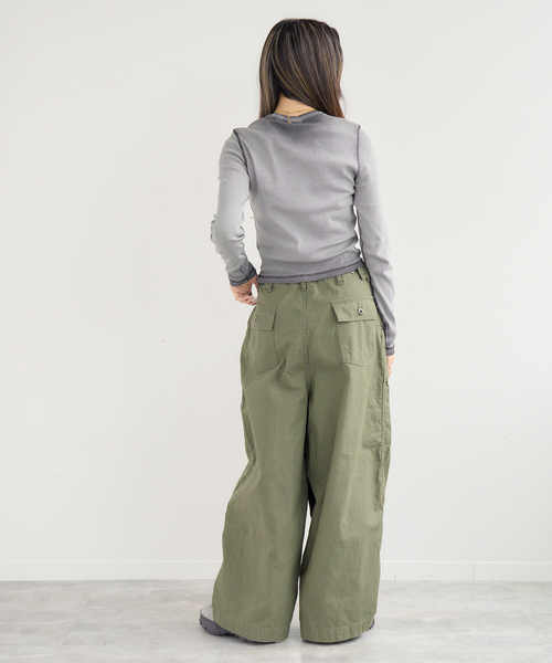 JOINT WORKS(ジョイントワークス)の「GUESS/ゲス GO RHINESTONE LONG SLEEVE TOP(Tシャツ/カットソー・レディース・ホワイト/ボルドー/ブラック・MEDIUM)」の17枚目の写真