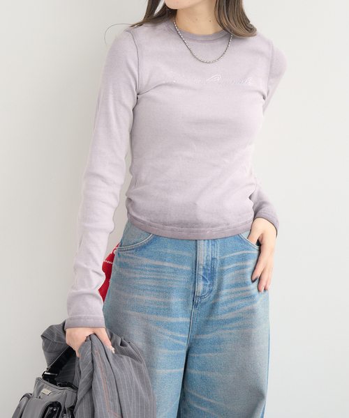 JOINT WORKS(ジョイントワークス)の「GUESS/ゲス GO RHINESTONE LONG SLEEVE TOP(Tシャツ/カットソー・レディース・ホワイト/ボルドー/ブラック・MEDIUM)」の22枚目の写真