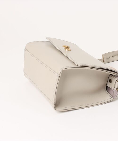 TIDEWAY(タイドウェイ)の「MOSS SWITCH 2WAY BAG(ショルダーバッグ・レディース・グリーン/ブラック/アッシュグレー/ワイン/ベージュ・FREE)」の6枚目の写真