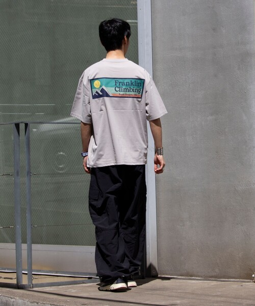 Franklin Climbing（フランクリンクライミング）の「【Franklin Climbing】FLEX TECH バックプリント 半袖ロゴTシャツ（Tシャツ/カットソー・メンズ・ホワイト/ブラック/グレー/レッド・M/L）」の21枚目の写真