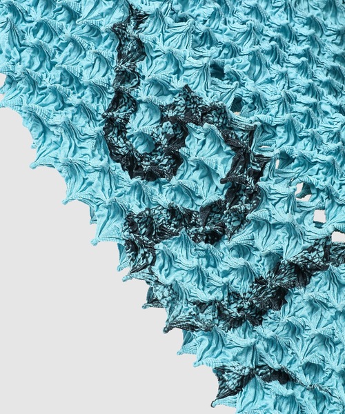 MASU(エムエーエスユー)の「SPIKY SWEATSHIRT(その他トップス・メンズ・サックスブルー/レッド・48)」の7枚目の写真
