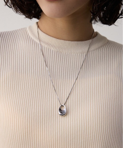 AZUL by moussy（アズールバイマウジー）の「マルチウェイニュアンスサークルネックレス（ネックレス・レディース・ゴールド系その他/シルバー・FREE）」の2枚目の写真