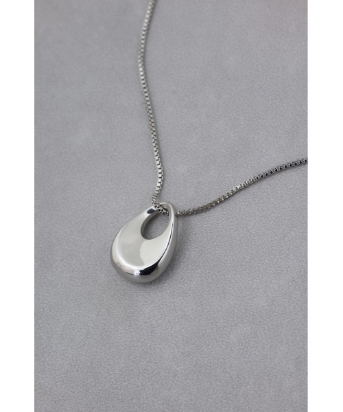 AZUL by moussy（アズールバイマウジー）の「マルチウェイニュアンスサークルネックレス（ネックレス・レディース・ゴールド系その他/シルバー・FREE）」の6枚目の写真