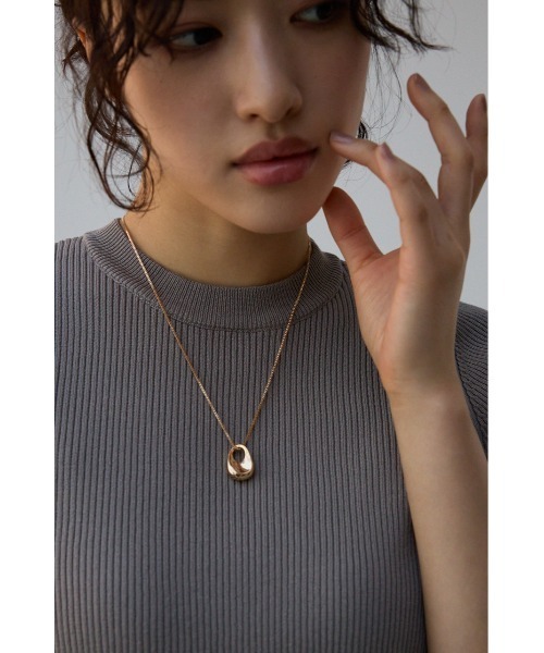 AZUL by moussy（アズールバイマウジー）の「マルチウェイニュアンスサークルネックレス（ネックレス・レディース・ゴールド系その他/シルバー・FREE）」の9枚目の写真