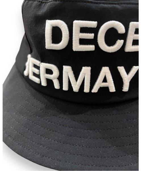 ディセンバーメイwater repellent bucket hatUNISEX ディセンバーメイwater repellent bucket hatUNISEX - メルカリ